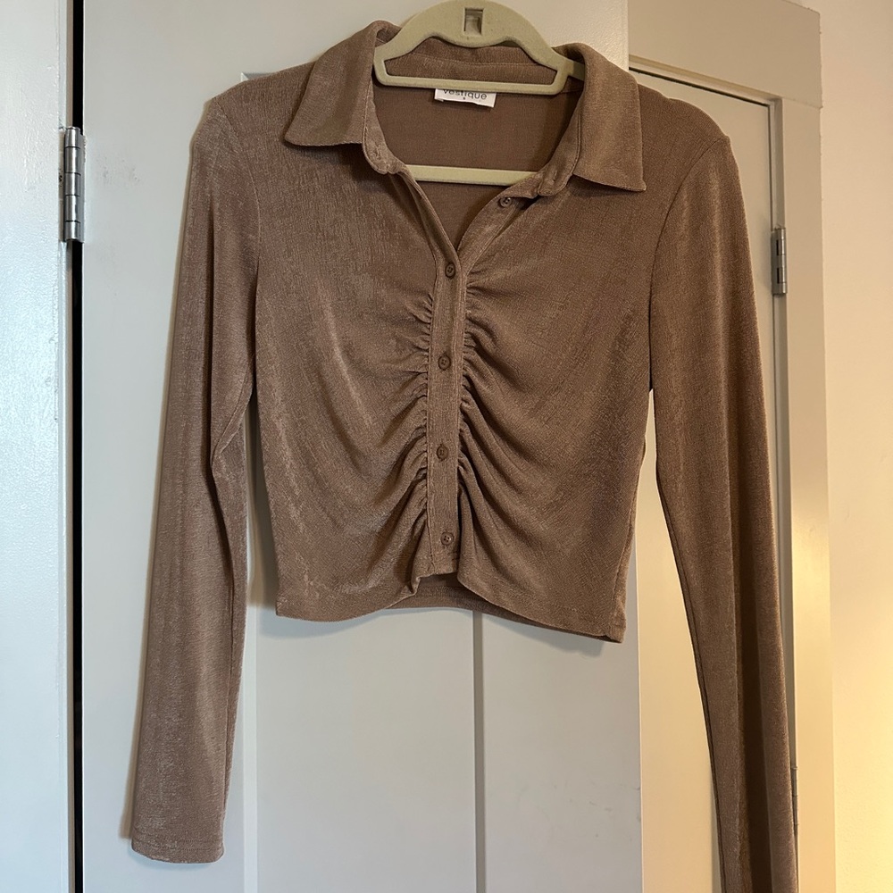 Vestique Gold/Bronze Ruched Button Down Shirt